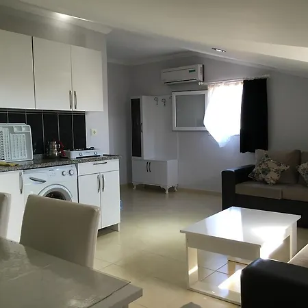 Apart Otel Manolya 3*