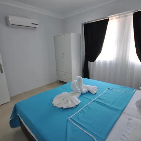 Apart Otel Manolya 3*