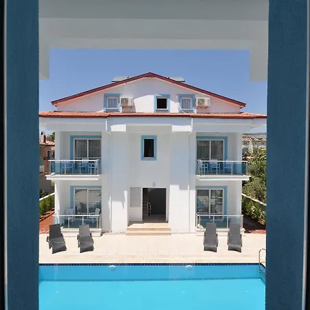 Manolya Fethiye